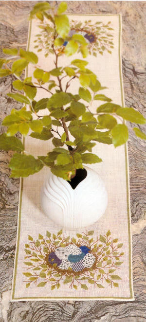 Bird's Nest Runner Bird