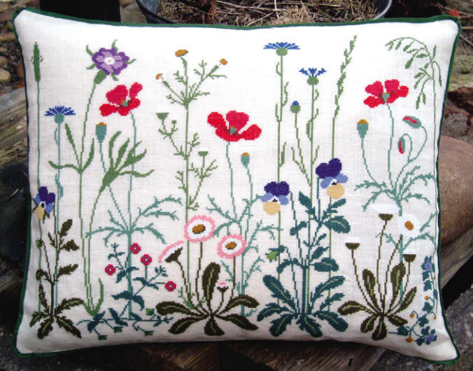 Edge of the Ditch Pillow (A) Edge of the Ditch Pillow (A)